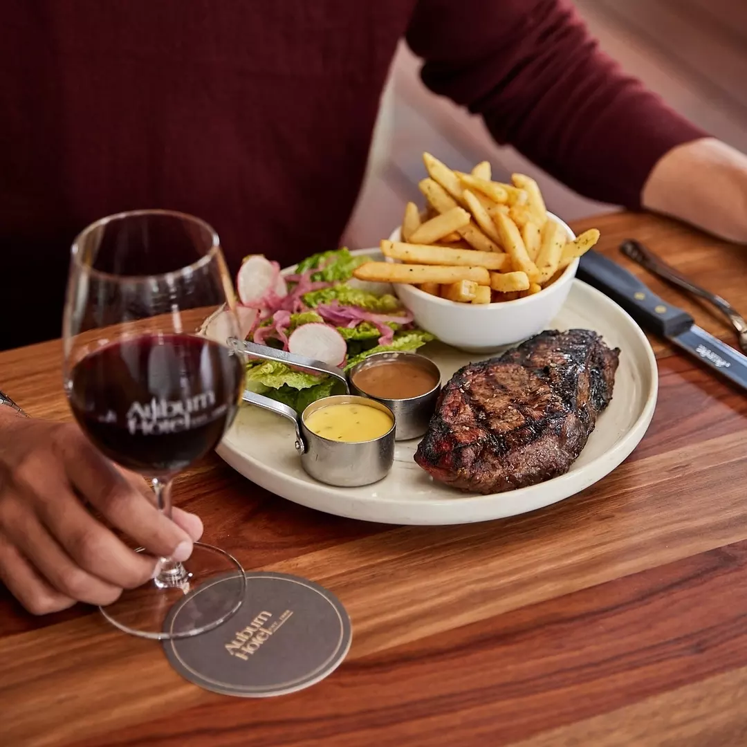 Auburn Hotel
