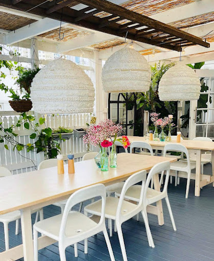 Bumbles Café