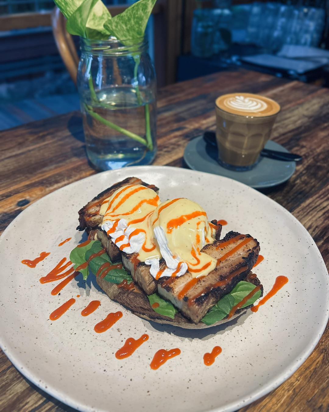 Livefast Cafe