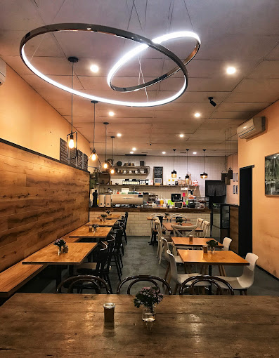 TWO CIRCLES CAFE - Malaysian Restaurant