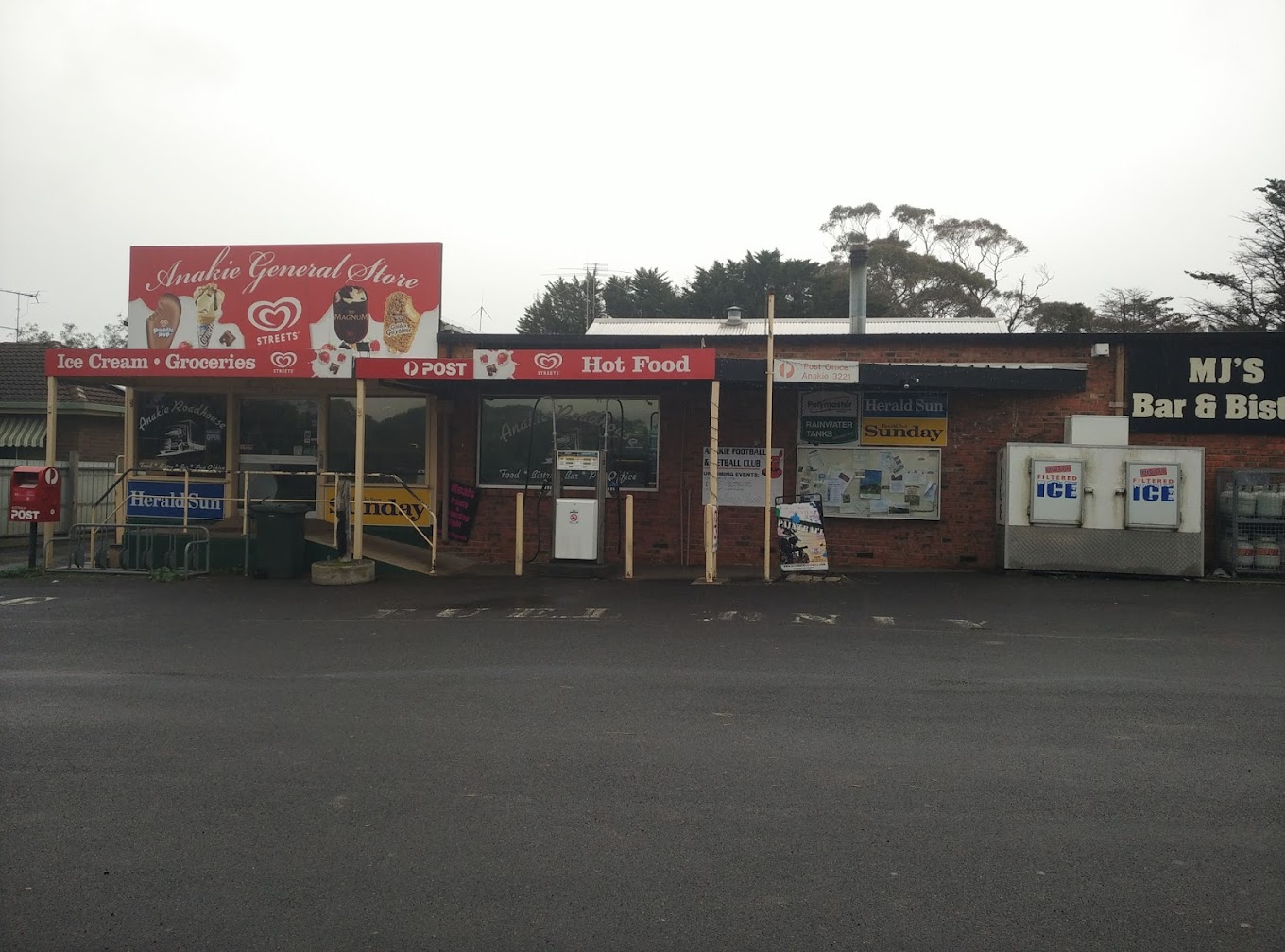 Anakie General Store