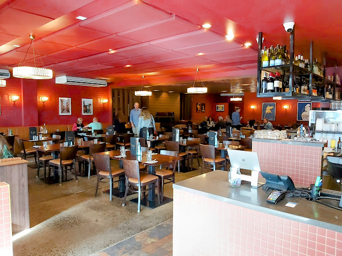 Vics Food & Wine