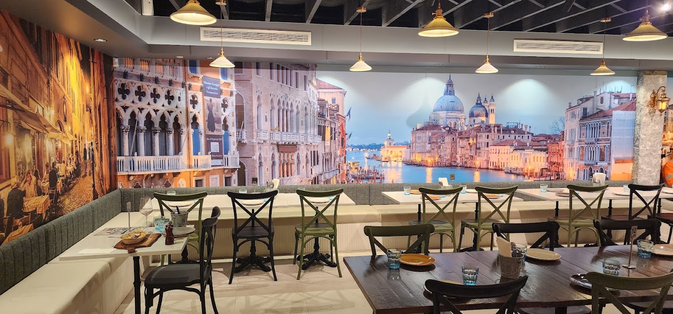 La Bello Pizzeria Cooking with Passion