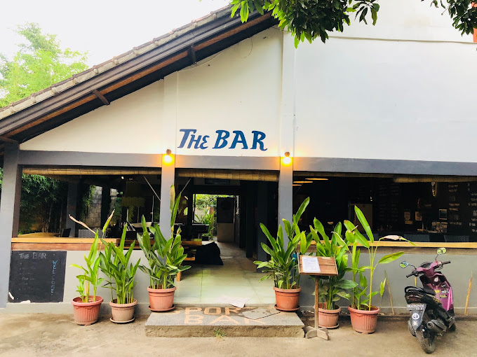 The Lounge Restaurant Lembongan