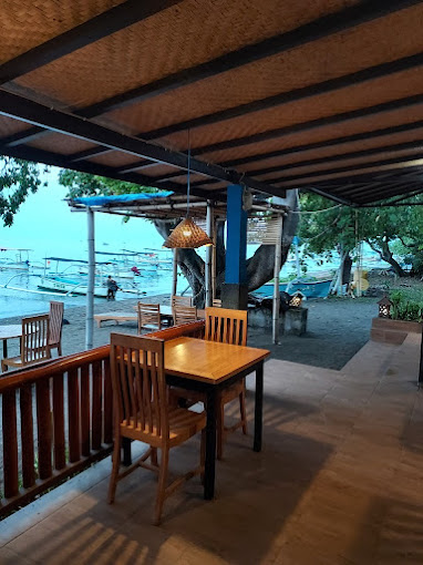 Warung Nemo Lovina