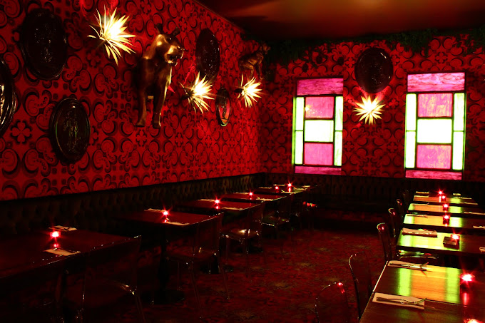 The Carlton Club