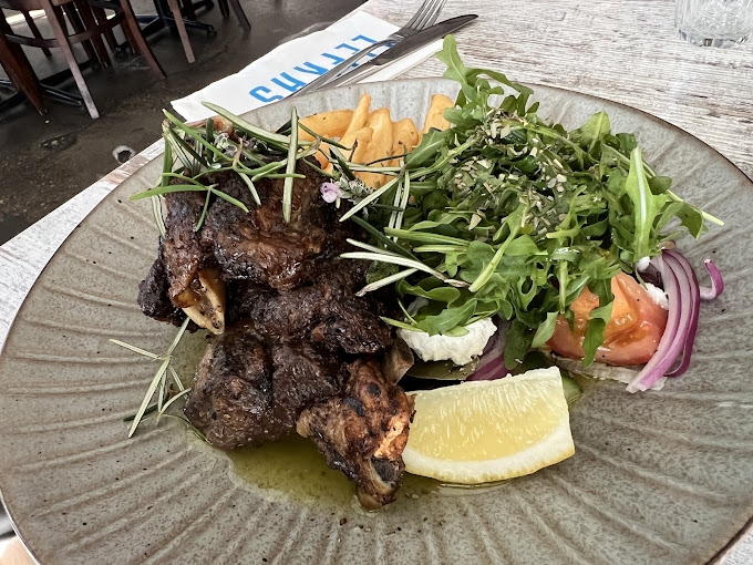 Lefkas Taverna