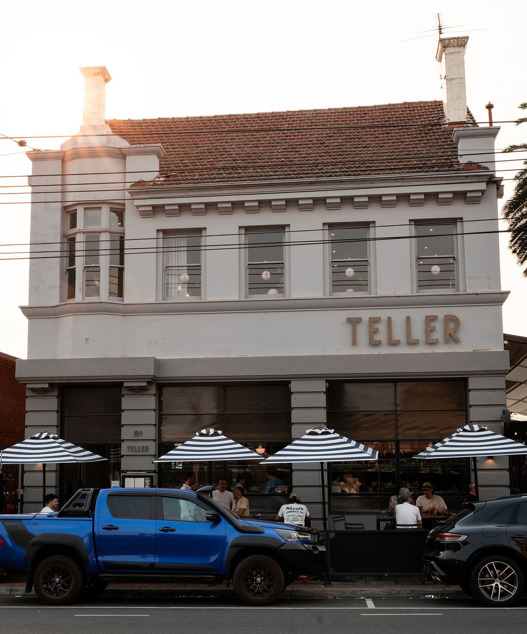 Teller