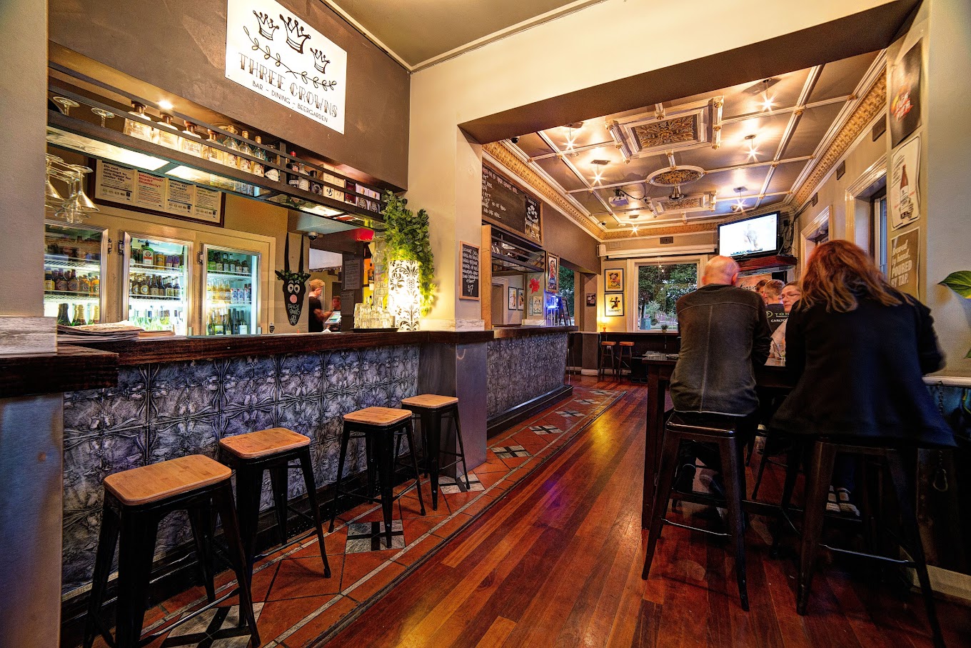 Three Crowns Hotel