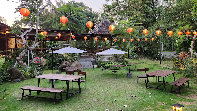 Naga Eight Restaurant