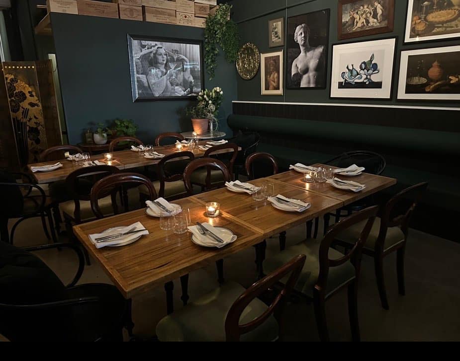 Zsa’s Bar & Bistroteca