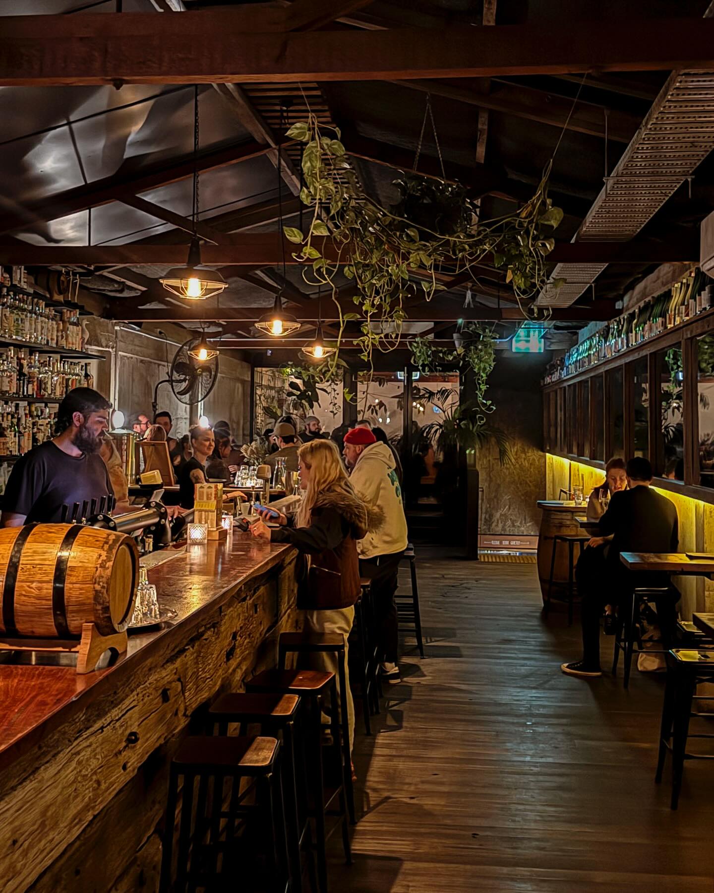 Mr West Bar & Bottle Shop