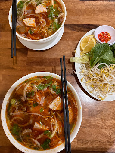 Pho Hong Tam