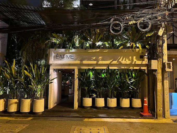 EAT ME RESTAURANT