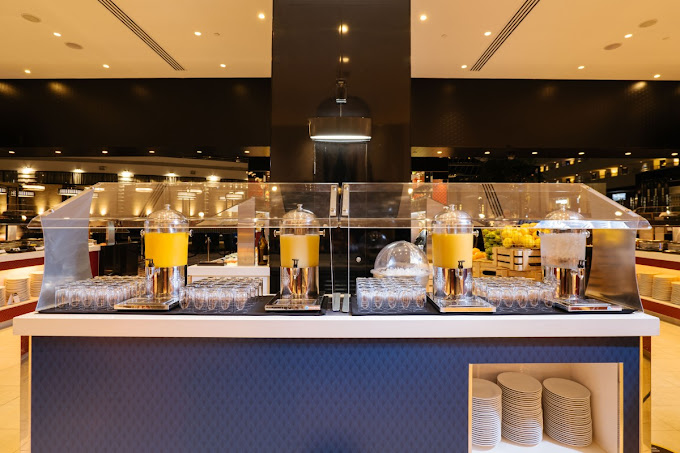 Atrium Buffet