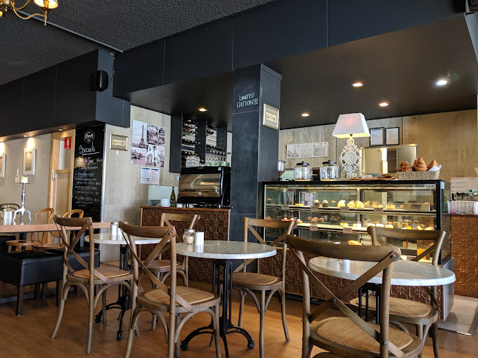 La Baguette Cafe