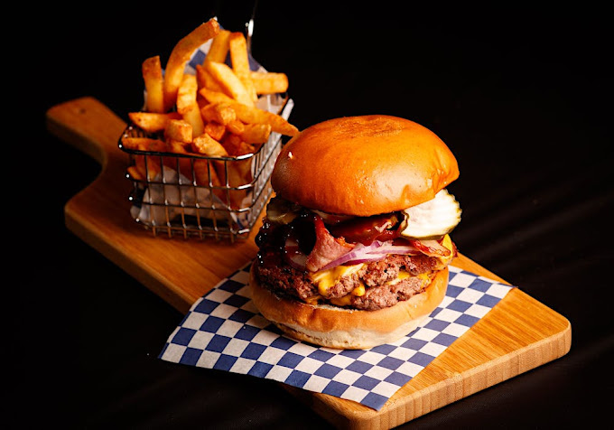 Benny's American Burger Milton
