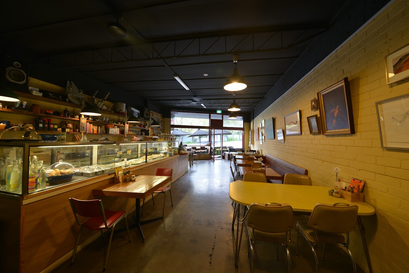 Little Buddy Cafe.