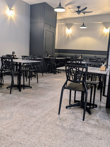 The Fish Tank - Pimpama Fish & Chippery