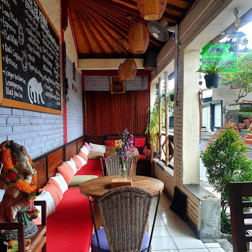 Juice Ja Cafe