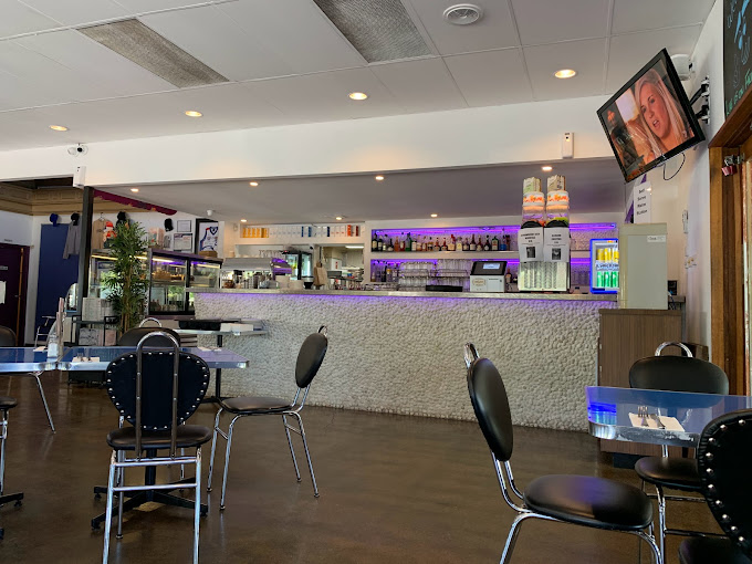 Lazy Moe's OAKLEIGH