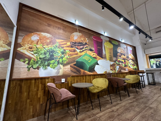 Dod's Burger Legian