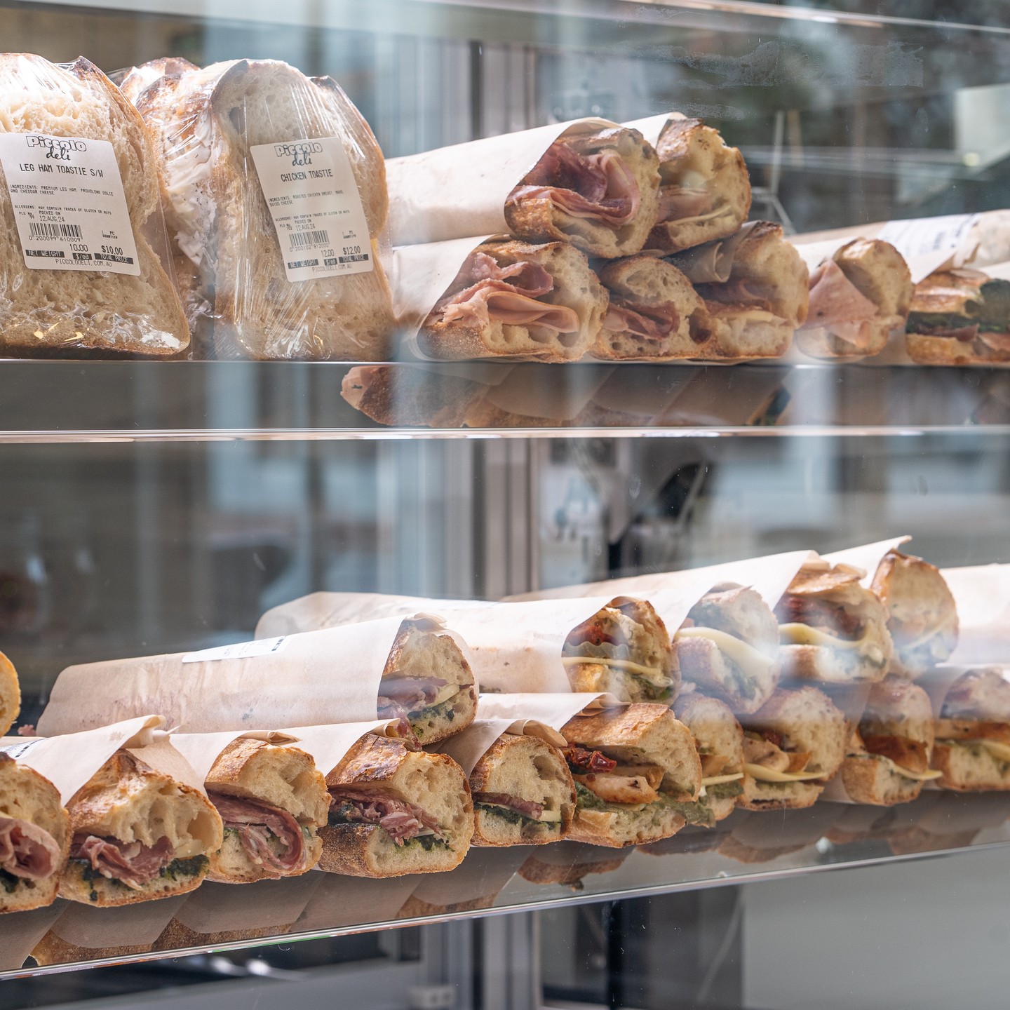 Piccolo Deli