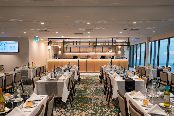Club Helensvale