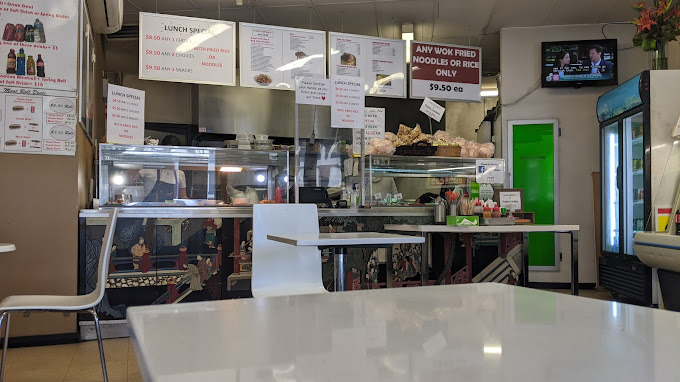 Hot Wok In Between
