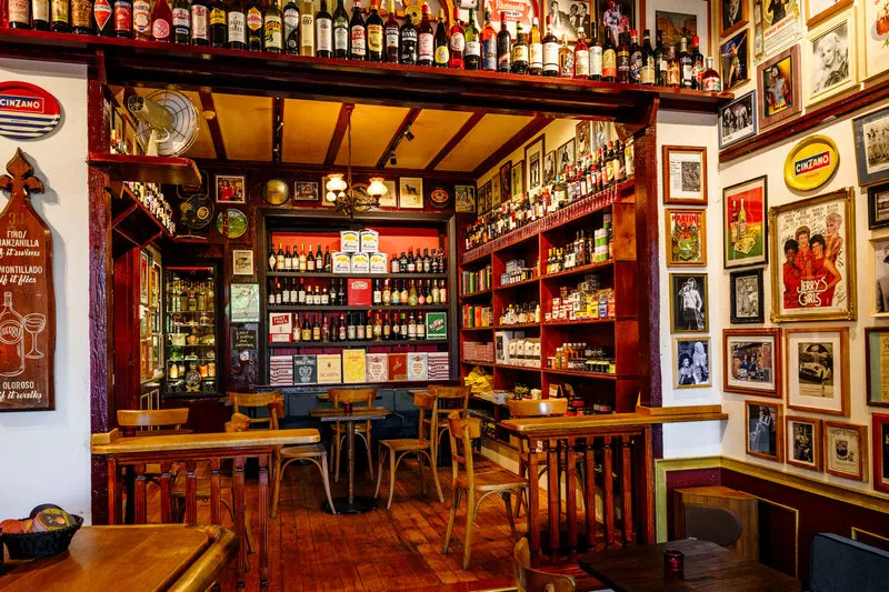 Bar Hernandez