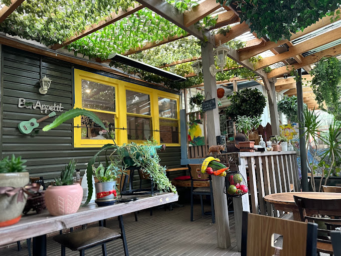 The Monday Morning Cafe