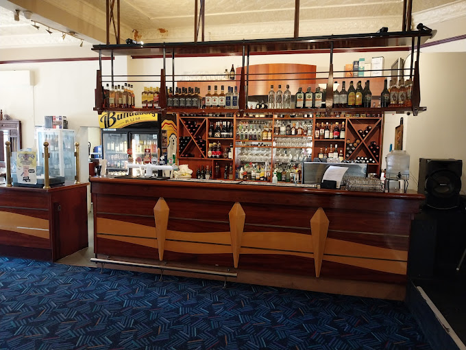 Lindenow Pub