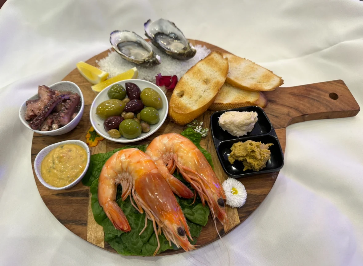 Blu Oyster Co