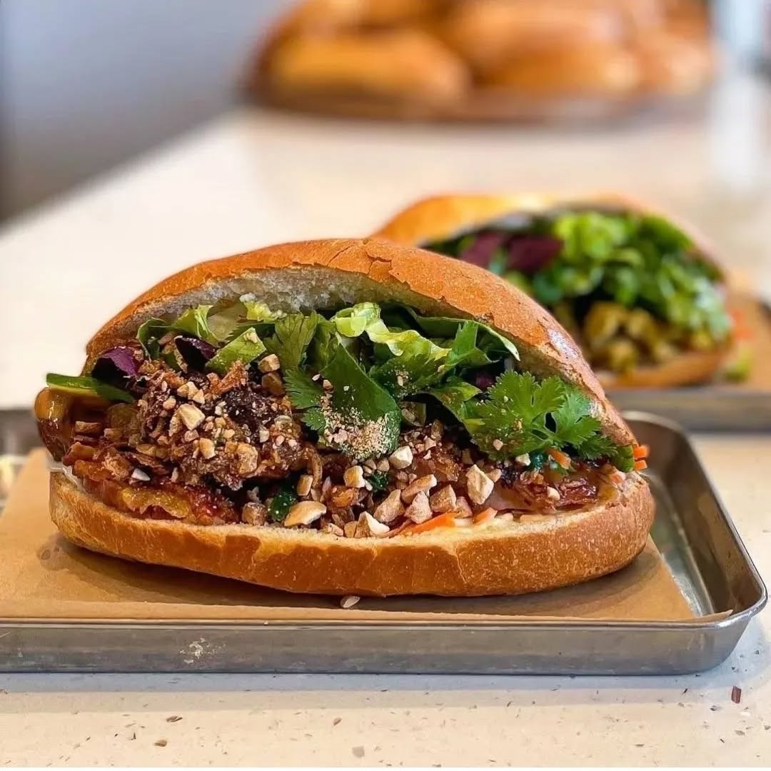 Ca Com Bánh Mì Bar
