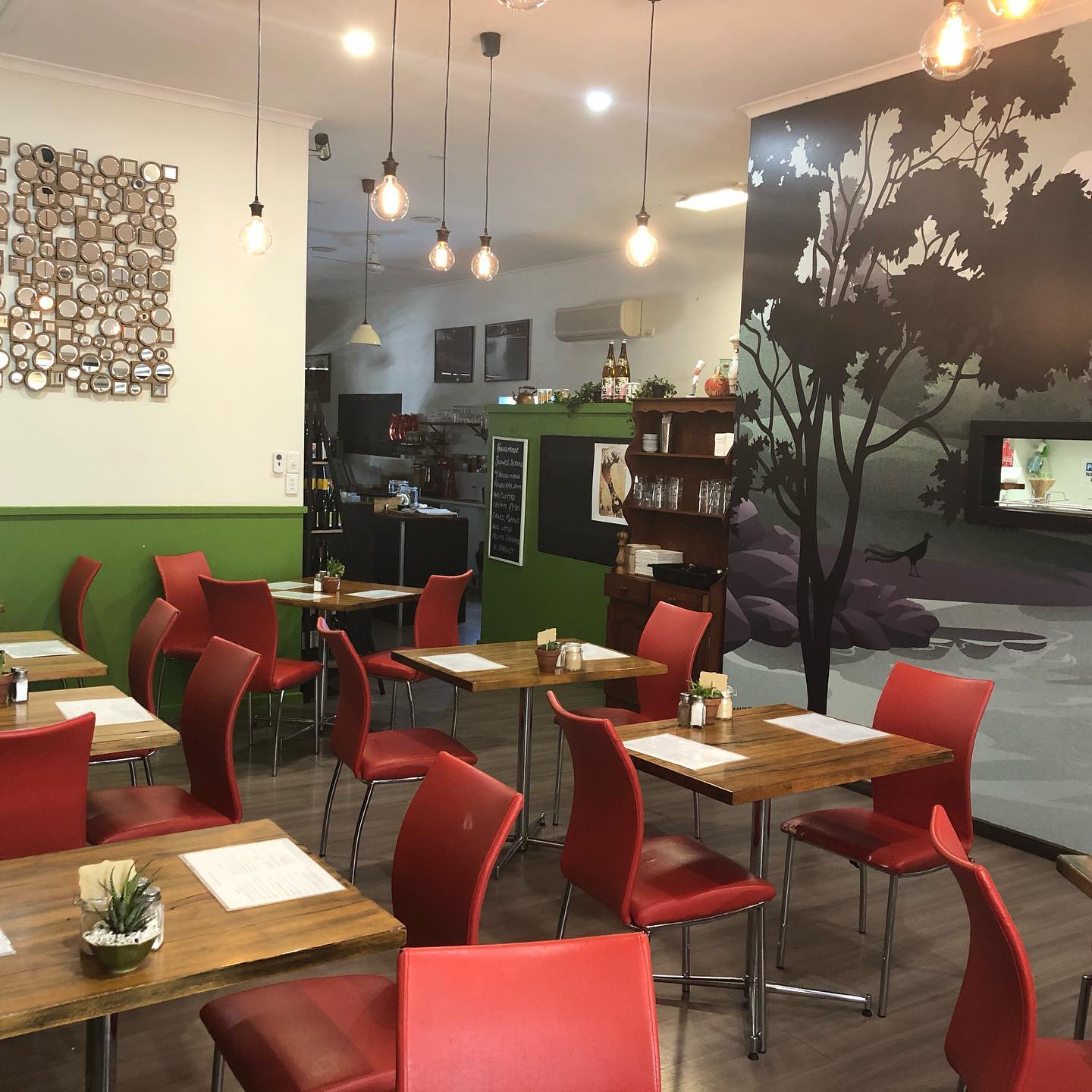 Watts River Cafe and Store