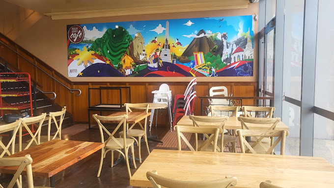 Ready Eddies Cafe