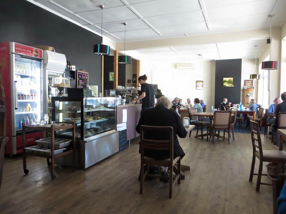 Smokeytown Cafe and Restaurant