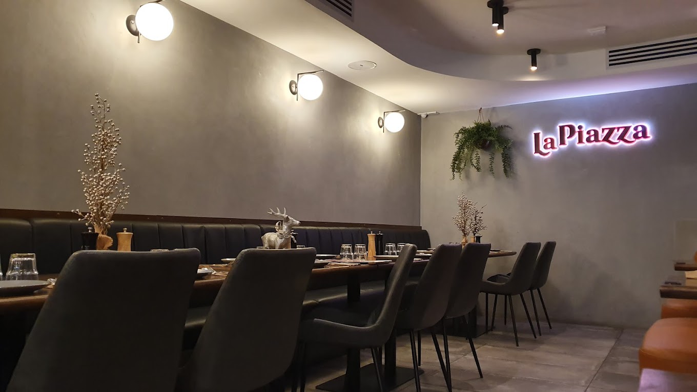 La Piazza Wood-fired Pizzeria and Restaurant