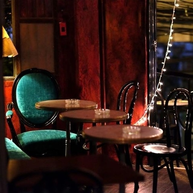 Smalls Bar & Live Music