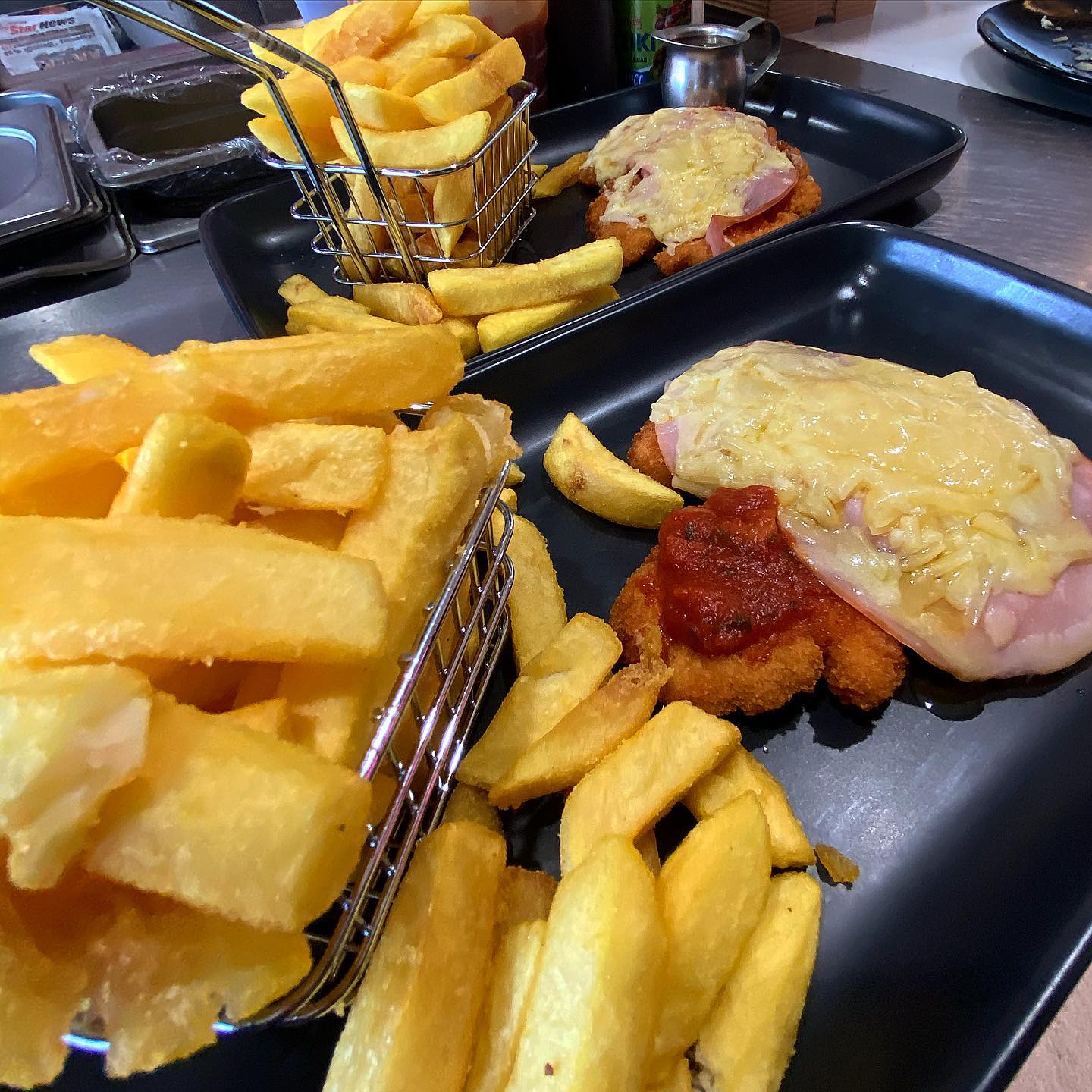 Pink Ladies Diner