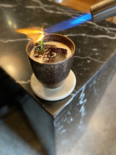 Fú Cocktail & Wine Bar