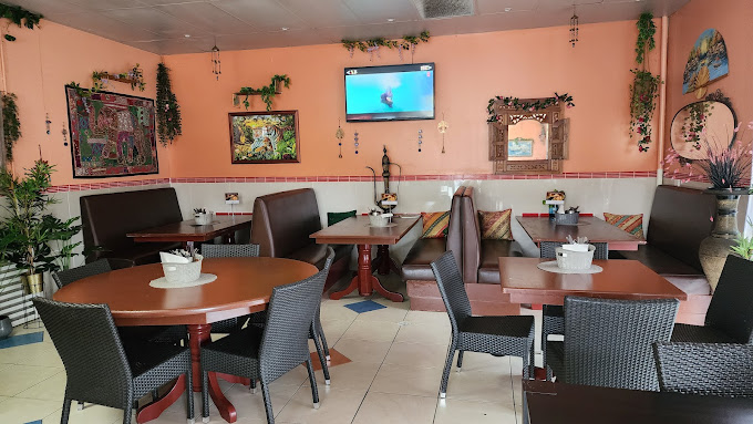 CURRY EXPRESS Biggera Waters