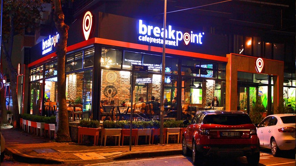 Breakpoint cafe