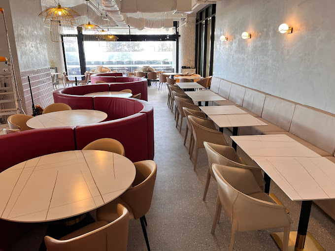 La Calabrese Italian Restaurant Breakfast and Dinner
