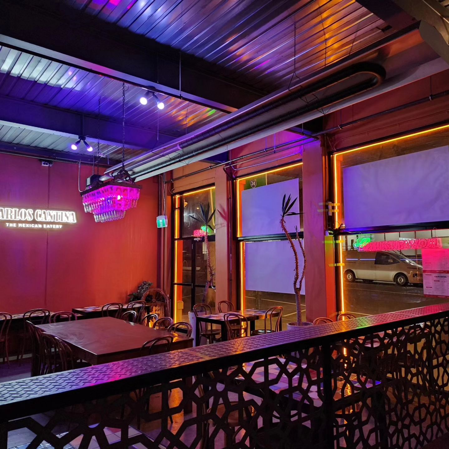 Carlos Cantina - Croydon