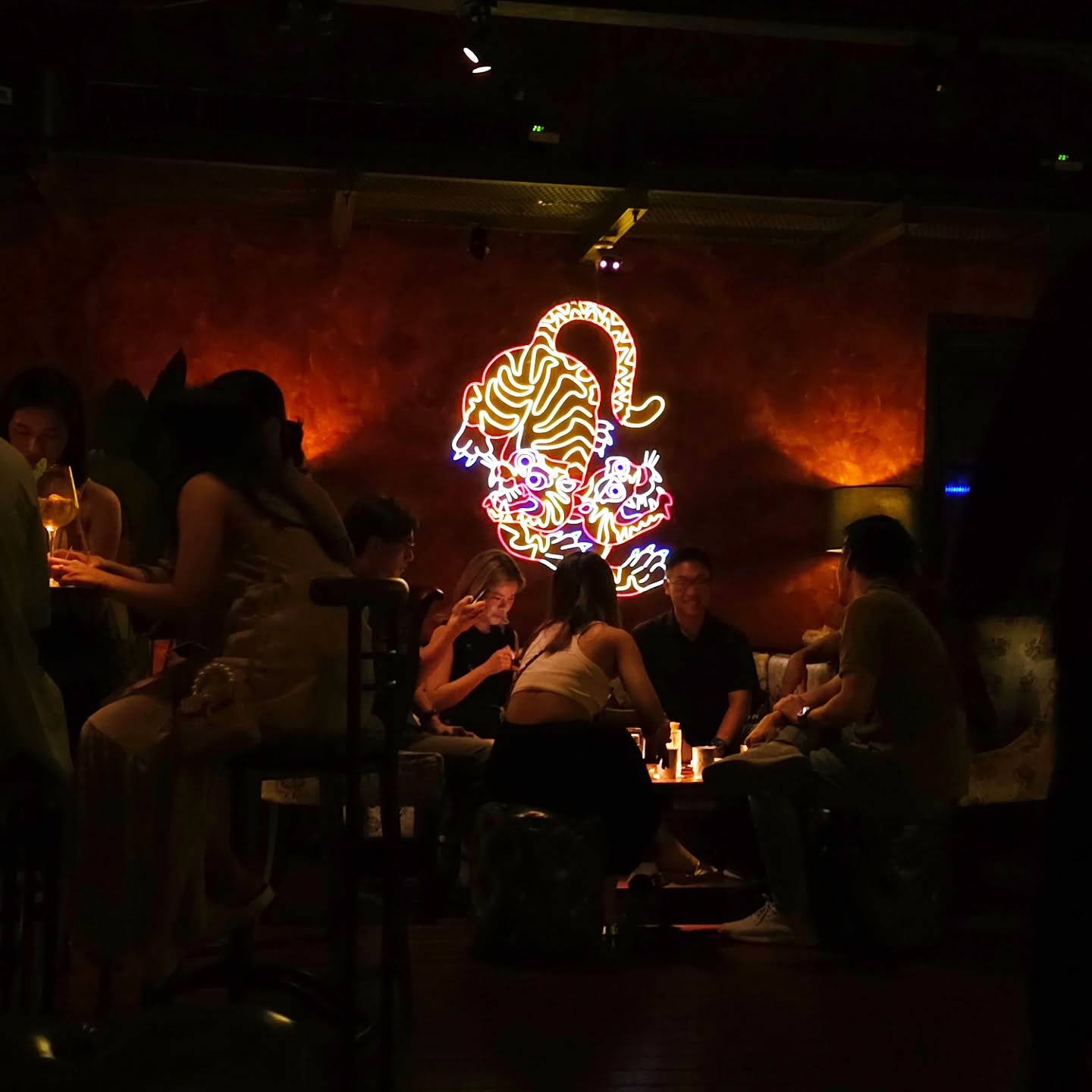 Mahaniyom Cocktail Bar