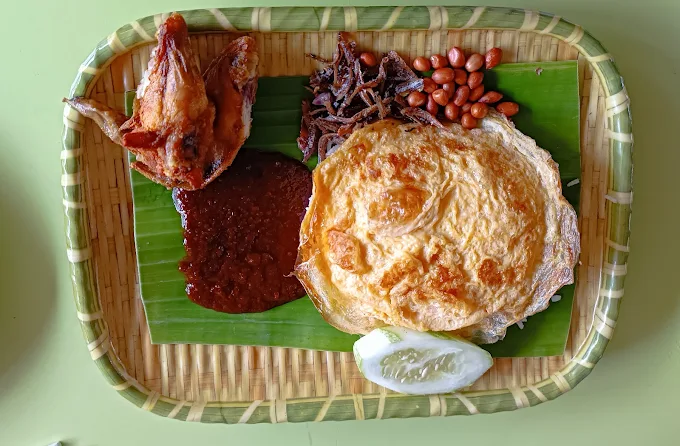Bamboo Nasi Rendang