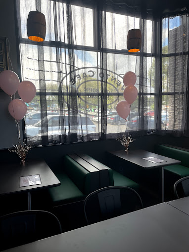 Vento Cafe Bar & Restaurant