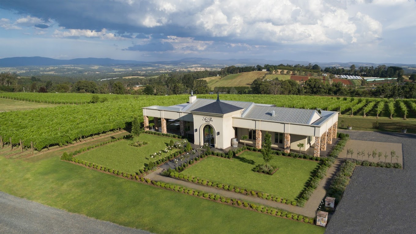 Sir Paz Estate