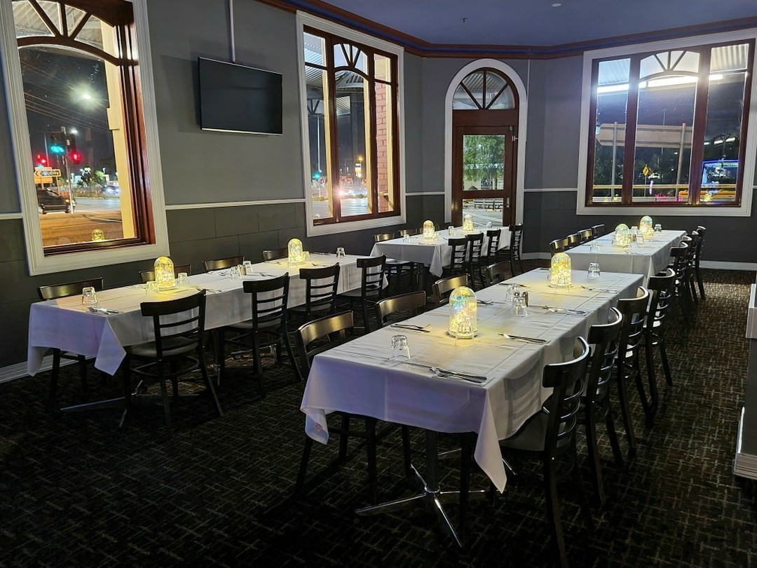 Commercial Hotel